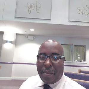 Meet your Posher, Dion